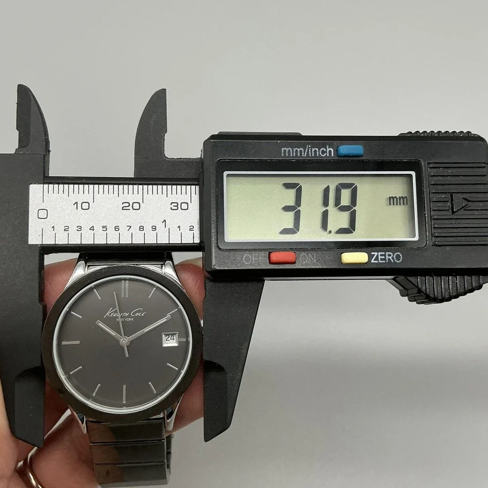 Kenneth Cole KC4838 Womens Watch 32mm Gray Dial Date Bracelet New Battery 6.5